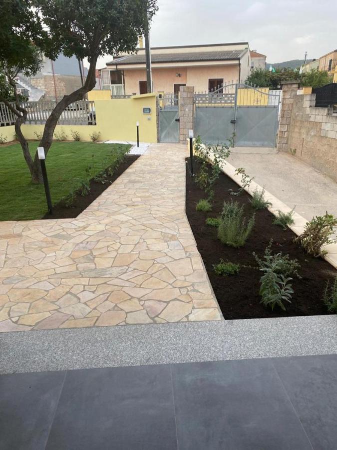 B&B Il Sogno Di Mario Carbonia Exterior foto